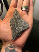 Load image into Gallery viewer, Black Kyanite (Individual By Gram)
