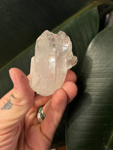 Load image into Gallery viewer, Quartz Cluster - 97 Grams